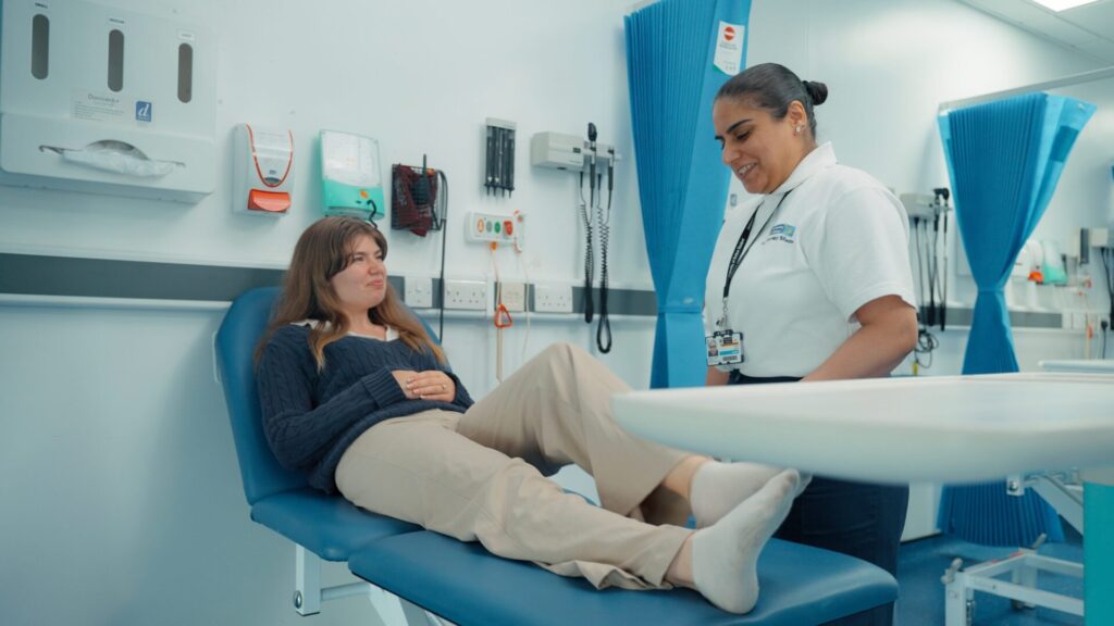 kompass-main-sequence-00_01_17_04-still005